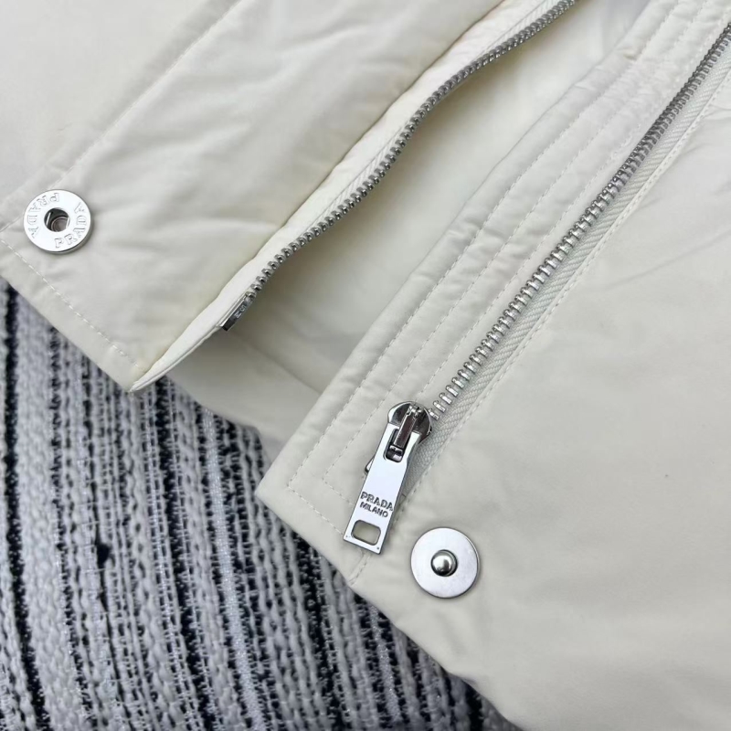 Pra*a down jacket